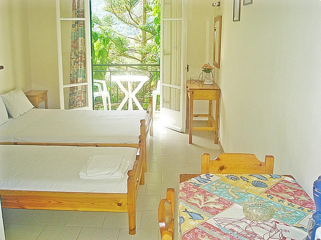 Villa Theodora Keri Стая снимка